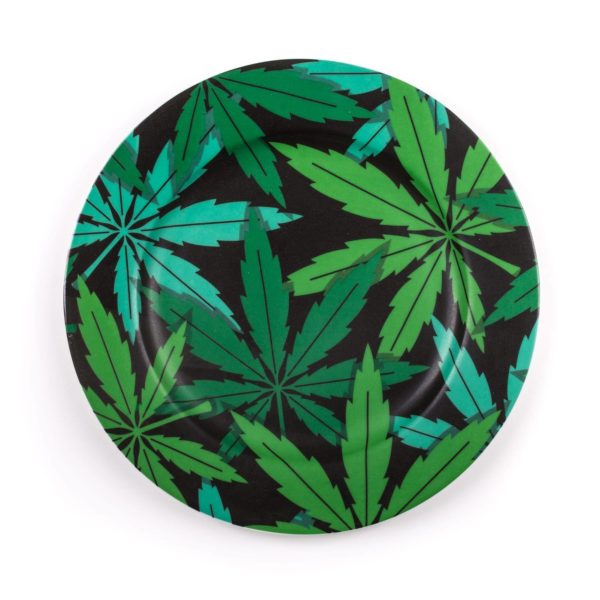Porcelain Plate Weed