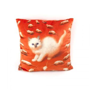 Cushion Kitten Toiletpaper